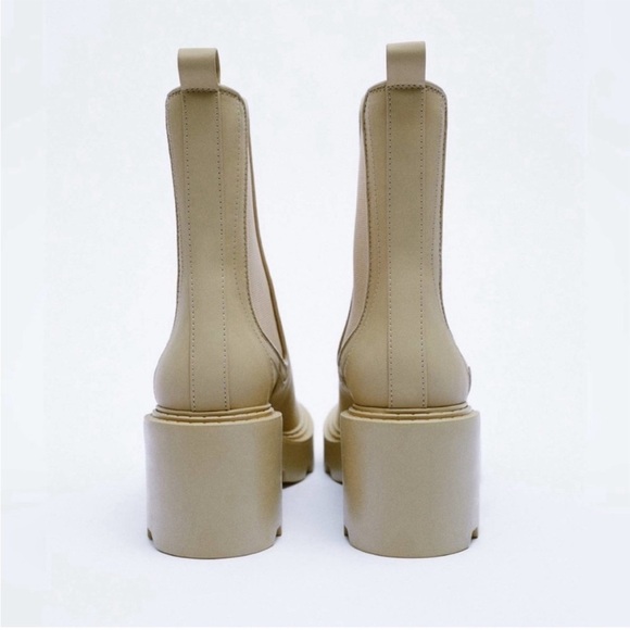 NWT zara heeled ankle boots - Picture 3 of 8